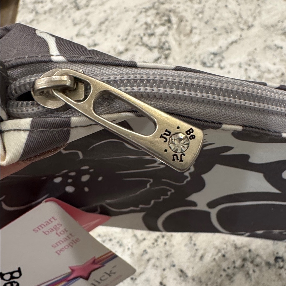 Ju-Ju-Be BeQuick Floral Clutch Accessory Bag Gray and White with Teal Interior - Picture 4 of 16